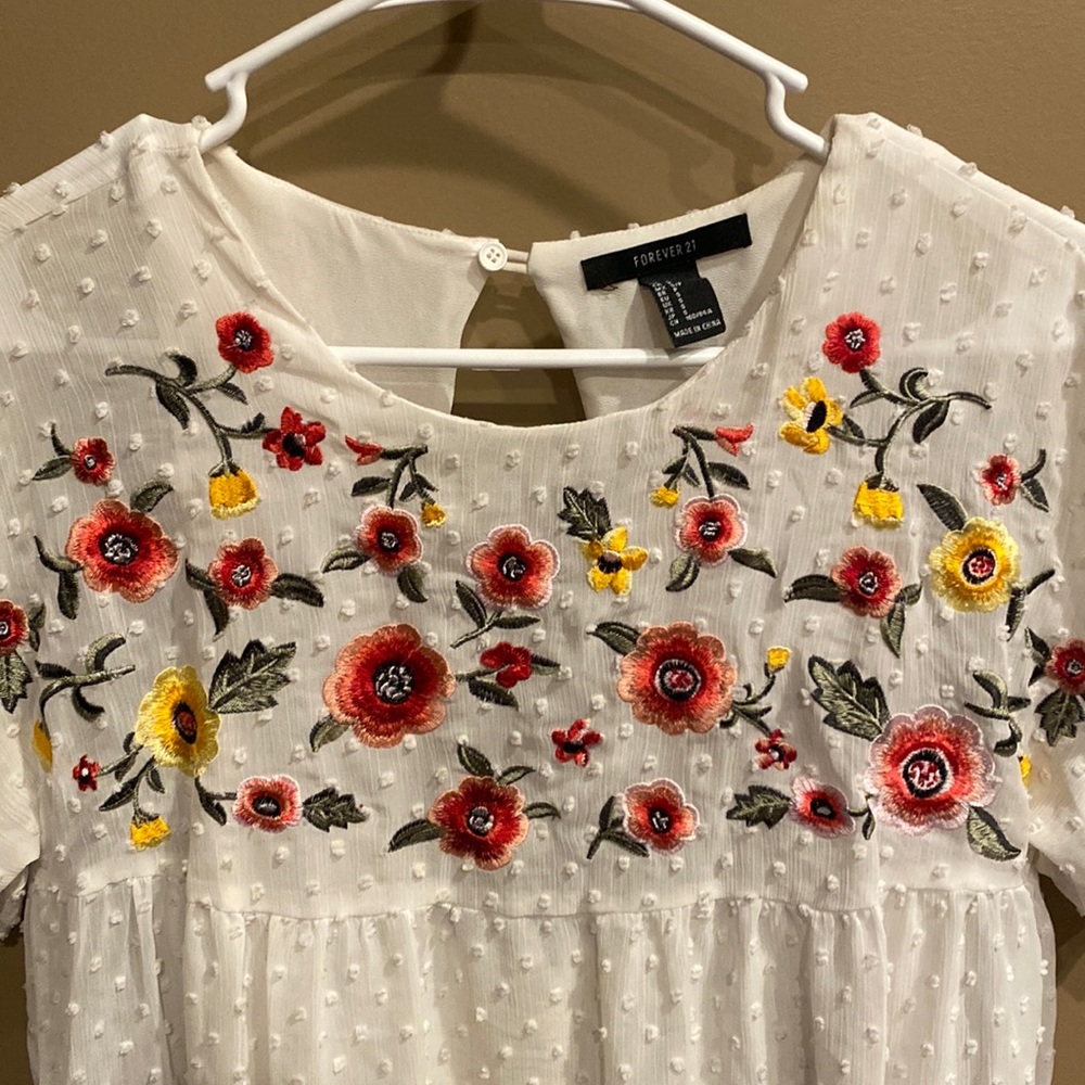 White short dress with embroidery